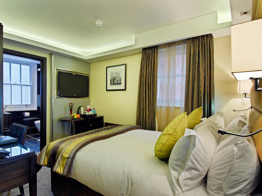 더 마블 아치 런던 외부 사진 A bedroom at the hotel