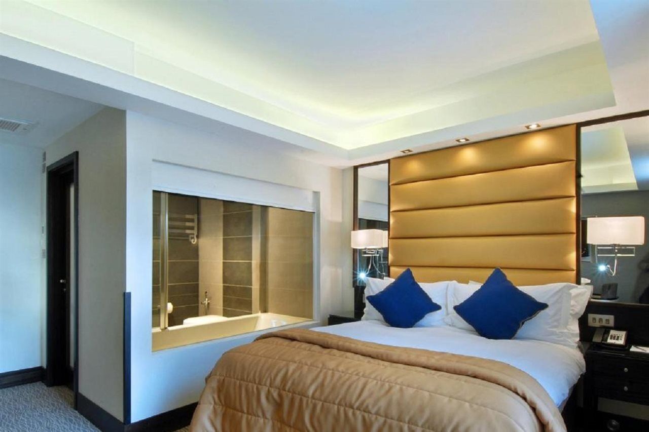 더 마블 아치 런던 외부 사진 A bedroom at the hotel